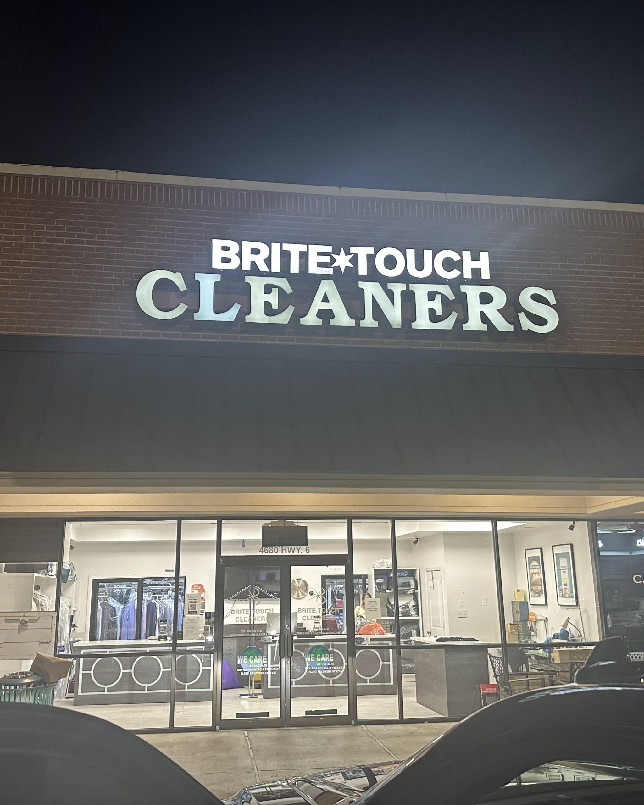 Dry cleaning service in Sugar Land